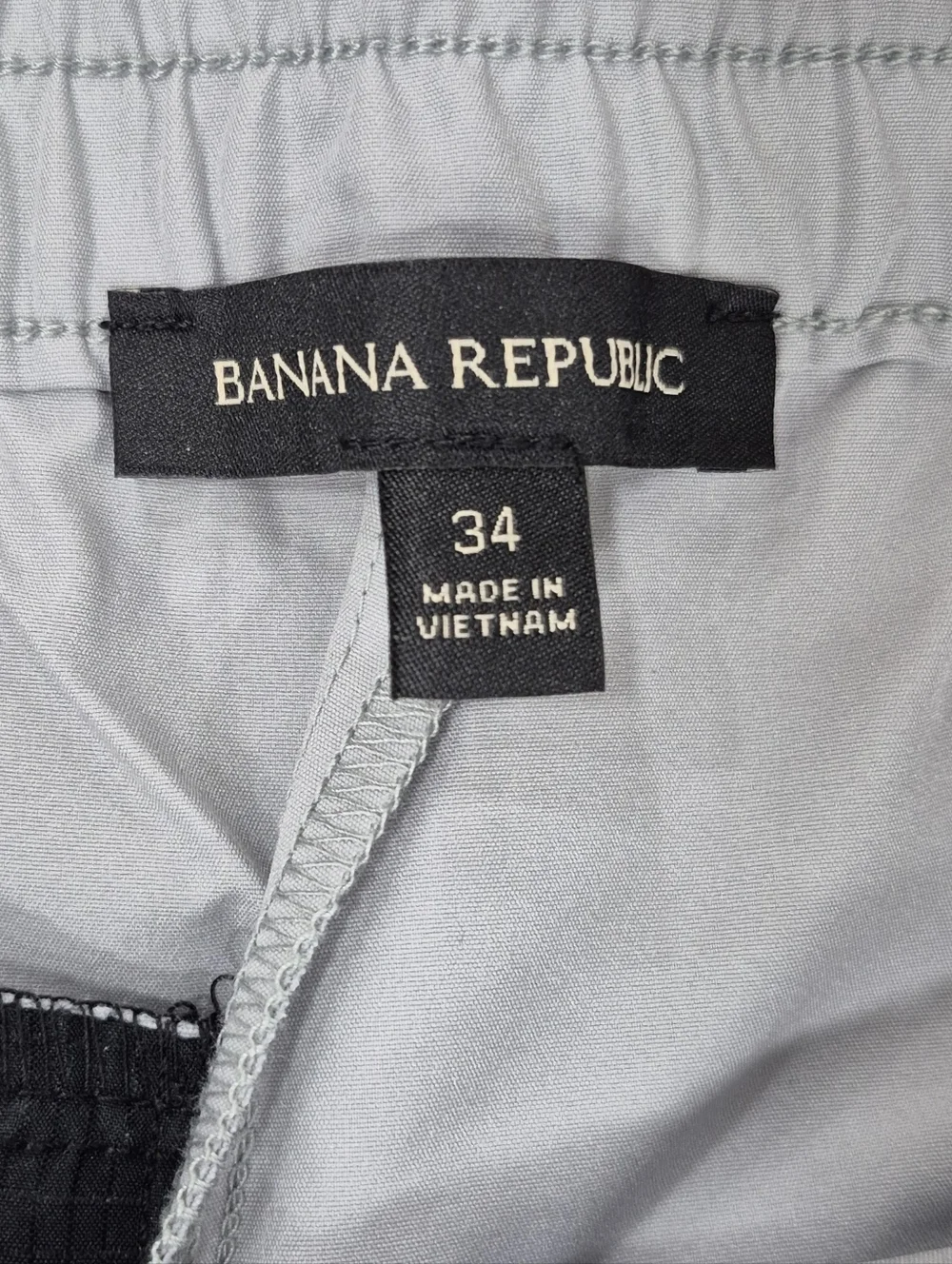 Banana Republic Motion Tech Hybrid Pant men's 34 Quarry gray stretch polyester - Picture 11 of 13